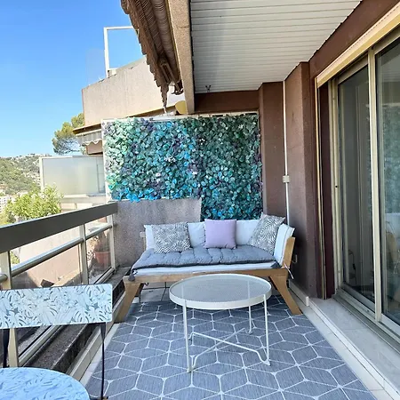 Nice, Grand Studio - Piscine - Terrasse Vue Mer Apartament